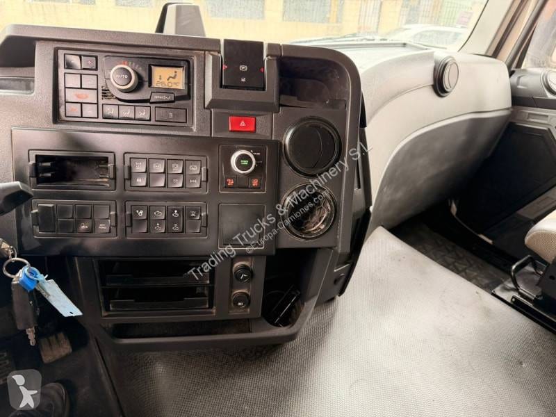 Renault C480 foto 17