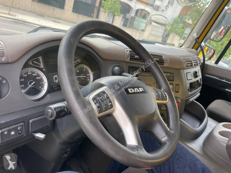 DAF 480 CF foto 12