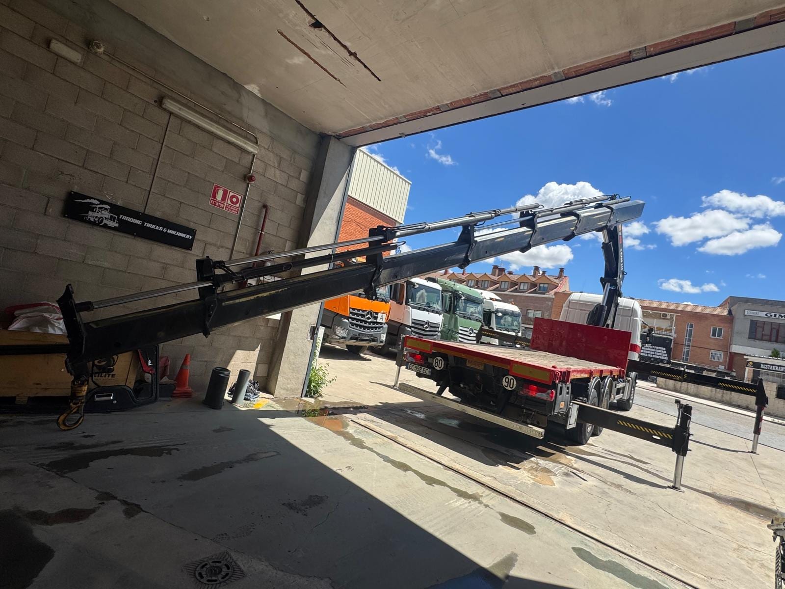 Scania R490 + Grúa Hiab foto 6